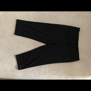 Victoria’s Secret crop leggings